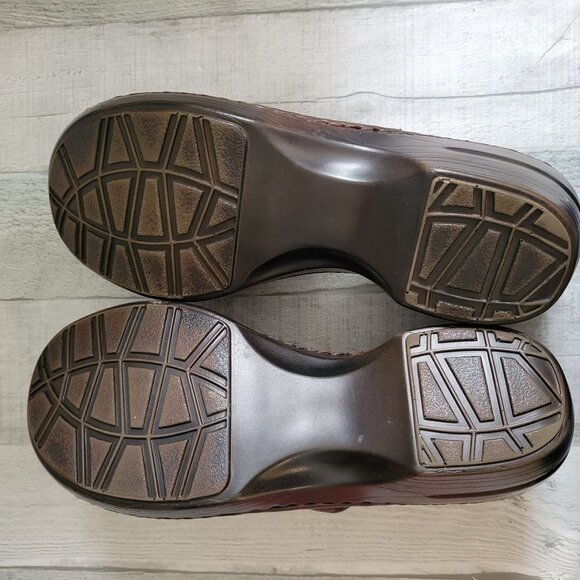 Dansko Brown Leather Slip-On Shoes Womens Size 39 Comfortable Workwear - Picture 5 of 7